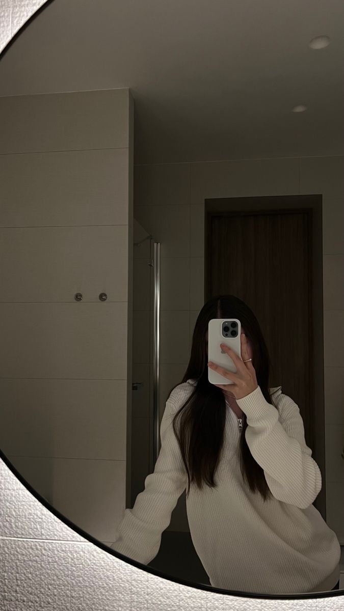 <em>Angelica Z. </em>